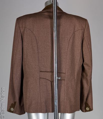 HIRSCHBERG TRAVAIL AUTRICHIEN
Mixed brown...