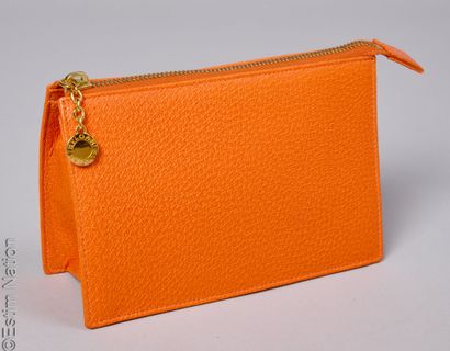 BULGARI
ZIP POCKET in orange pork (12 x 17.5...
