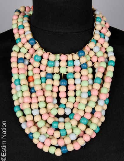 ANONYMOUS. ETHNIC STYLE
Choker necklace made...