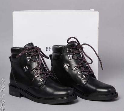 CLAUDIE PIERLOT
PAIRE DE BOTTINES montantes...