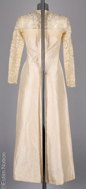 J. P. CARON BOUTIQUE VINTAGE
WEDDING DRESS...