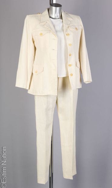 YVES SAINT LAURENT VARIATION
Linen three-piece...