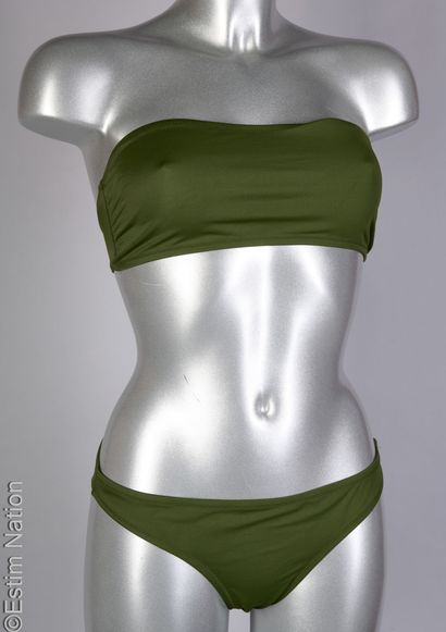 JOHN GALLIANO
BIKINI bandeau in fir green...