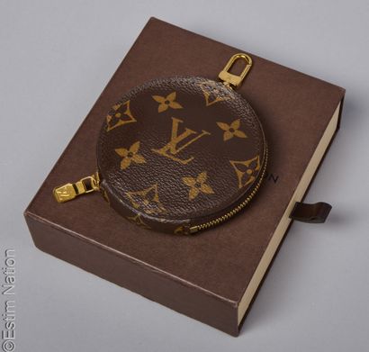 LOUIS VUITTON (2020)
PORTE-MONNAIE circulaire...