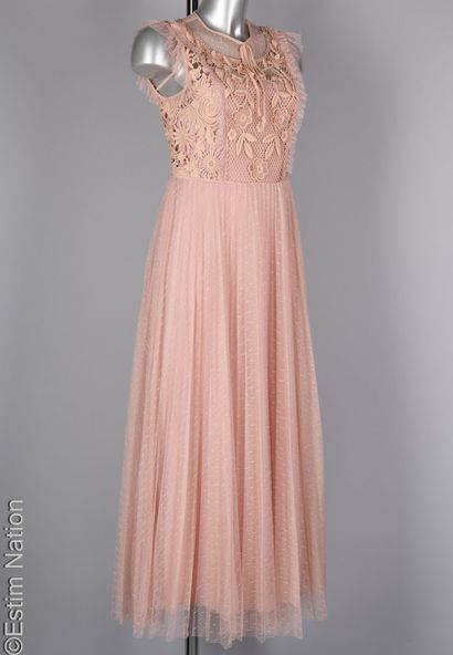 RED VALENTINO
Long dress in pink polyester...