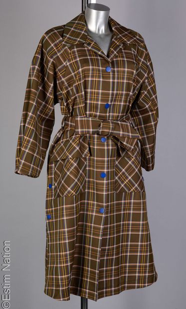EXQUISE
TRENCH COAT en polyester quadrillé...
