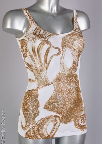BLUE WHITE RED
BEIGE SET printed with shells...