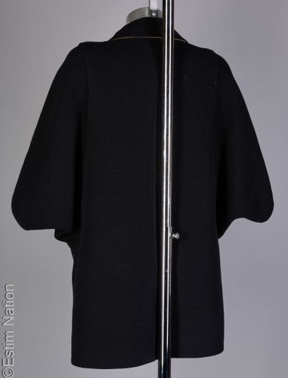 WEILL
MANTEAU façon cape en lainage et cachemire...