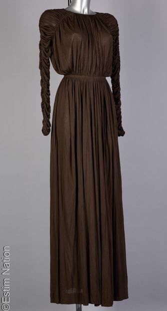 MISS DIOR BY PHILIPPE GUIBOURGE CIRCA 1970
Chocolate...