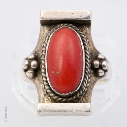 ANONYME
BAGUE en argent 800/°° et pierre...