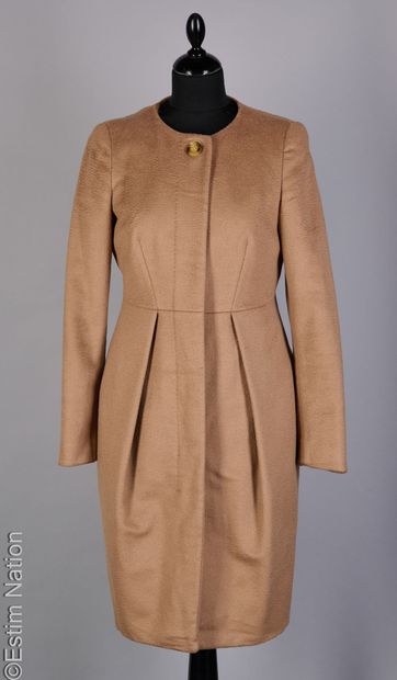 MAXMARA STUDIO
Virgin wool and camel cashmere...