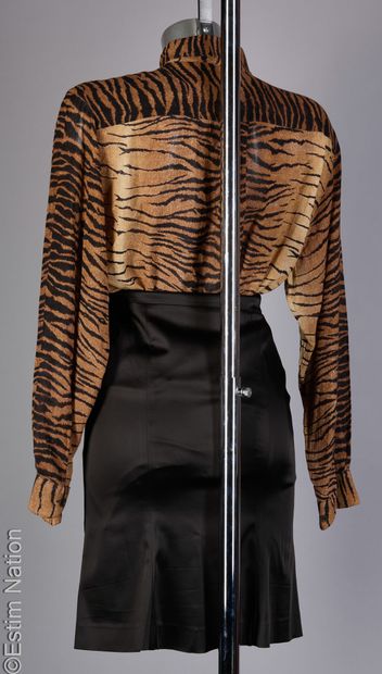 MOSCHINO MARE, MOSCHINO CHEAP AND CHIC
BLOUSE...