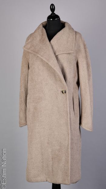 MAXMARA
Oversized coat in alpaca and virgin...
