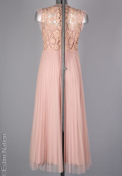 RED VALENTINO
Long dress in pink polyester...