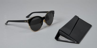 DIOR SIDERAL 1
PAIRE DE LUNETTES DE SOLEIL...
