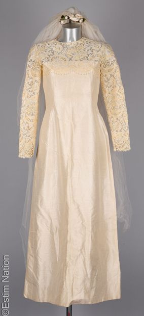 J. P. CARON BOUTIQUE VINTAGE
WEDDING DRESS...