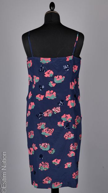 DKNY
Dress in navy silk printed with a pink...