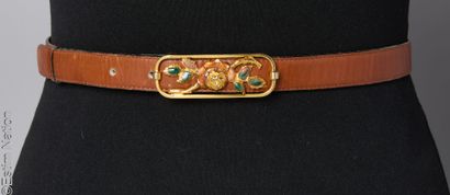 CELINE CIRCA 1970
CEINTURE en box praliné,...