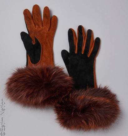 MAISON NORVAL
PAIRE DE GANTS en peau bicolore,...