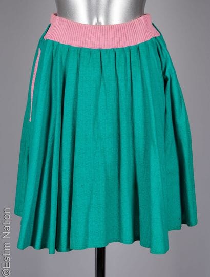 COMME DES GARCONS COMME DES GARCONS, CHANTAL...