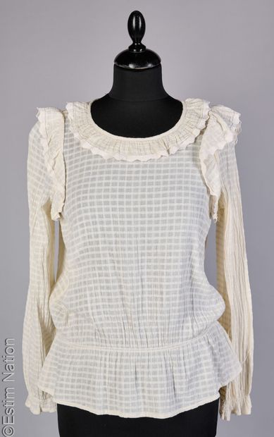 IRO, BA&SH
TROIS BLOUSES en coton blanc agrémentées...