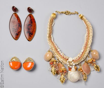 ANONYME VINTAGE
COLLIER en cordon raphia...