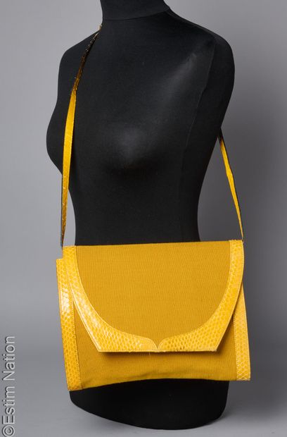 SIDONIE LARIZZI CIRCA 1980
SAC enveloppe...