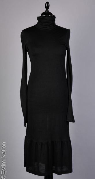 ISABEL MARANT
ROBE en acrylique et laine...