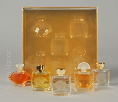 FLACONS DE PARFUM - LALIQUE 
LALIQUE PARFUMS

Coffret...