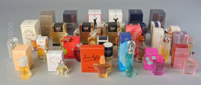FLACONS MINIATURES 
Ensemble de flacons miniatures...