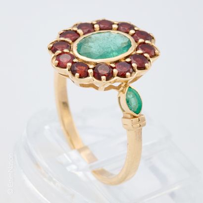 BAGUE DITE POMPADOUR 
Bague en or jaune 9K...