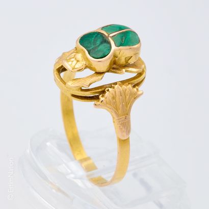 BAGUE OR MOTIF EGYPIEN EN PIERRE DECORATIVE...