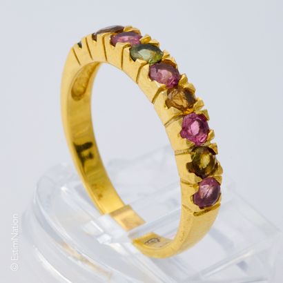BAGUE TOURMALINES 
Bague en argent doré 925/°°rehaussée...