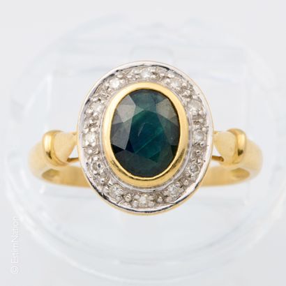 BAGUE OR DEUX TONS SAPHIR ET DIAMANTS
Bague...