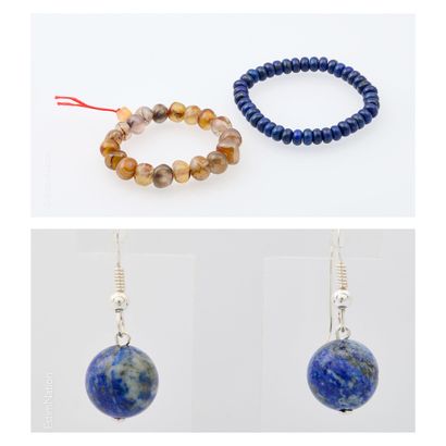 BRACELETS PIERRES DURES
Deux bracelets extensibles...