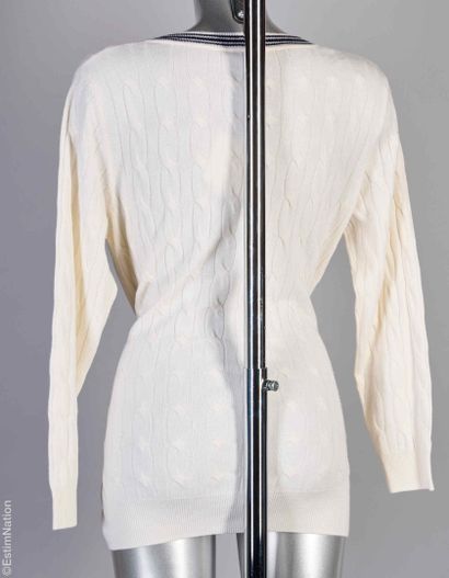 SANDRO
White wool, viscose and cashmere blend...