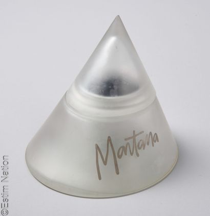 MONTANA
BOUGEOIR en verre légèrement mat...