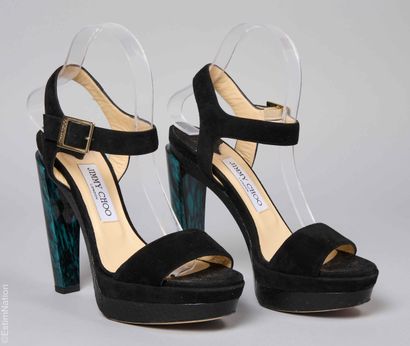 JIMMY CHOO
PAIRE DE SANDALES compensées en...