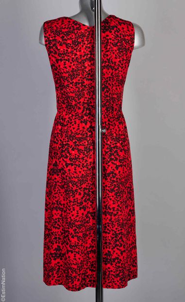 CHANEL HAUTE COUTURE CIRCA 1960
ROBE en crêpe...