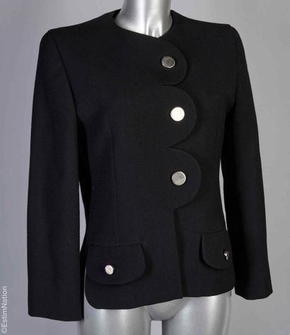 PIERRE CARDIN DEBUT 2000
VESTE en crêpe de...