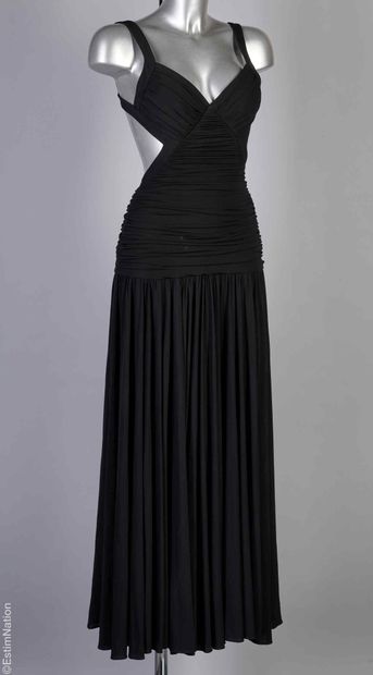 BCBGMAXAZRIA
ROBE longue plissée à bretelles...