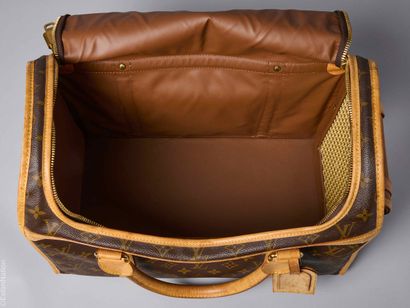 LOUIS VUITTON (1999)
SAC de transport pour...