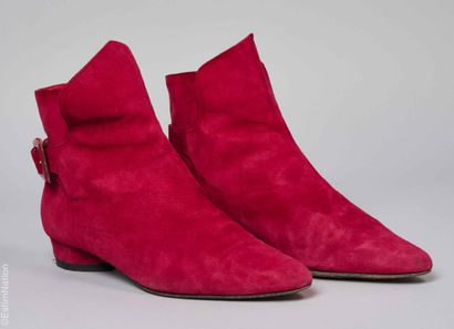 LOEWE VINTAGE
PAIR OF RASPBERRY SKIN BOOTS...