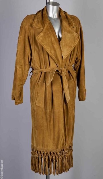 GIANFRANCO FERRE CIRCA 1990
MANTEAU en peau...