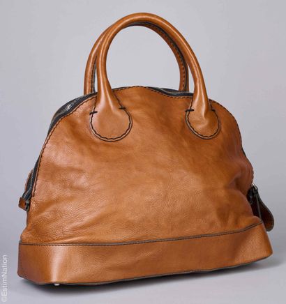 CHLOE CIRCA 2005
SAC DOME de la collection...