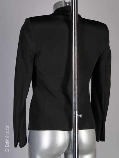 GUCCI BY FRIDA GIANNINI (2009)
Black acetate...