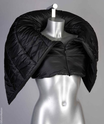 JUNYA WATANABE COMME DES GARCONS (COLLECTION...