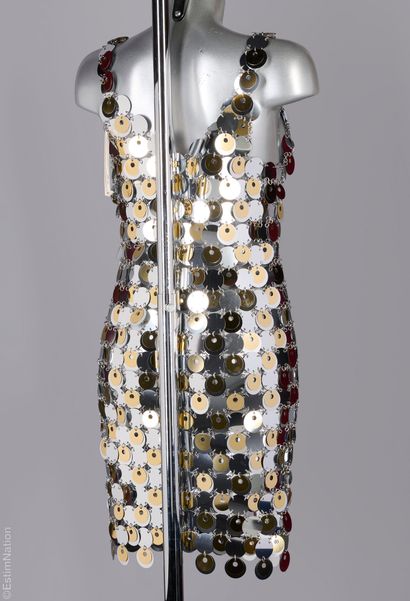 PACO RABANNE PAR JULIEN DOSSENA X H&M (2023)
ROBE...