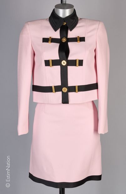 VERSACE
ENSEMBLE en laine et soie rose pâle...