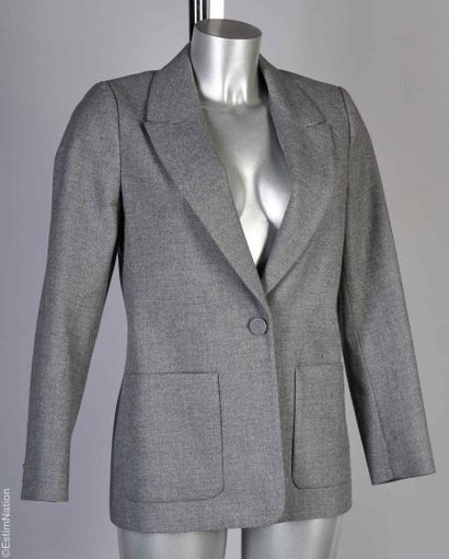 CLAUDIE PIERLOT
Grey polyester and viscose...